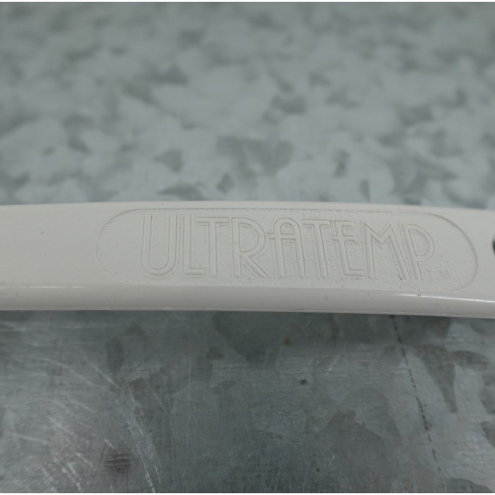 Vintage Ultratemp Soup Ladle Cream Off-White High Heat Resistant Kitchen Utensil - Picture 2 of 8